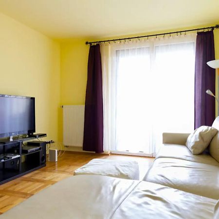 Bibor Apartment Будапеща Екстериор снимка