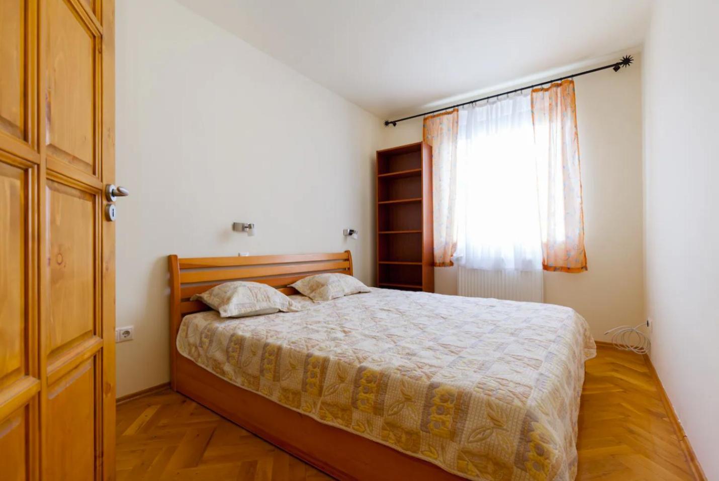 Bibor Apartment Будапеща Екстериор снимка